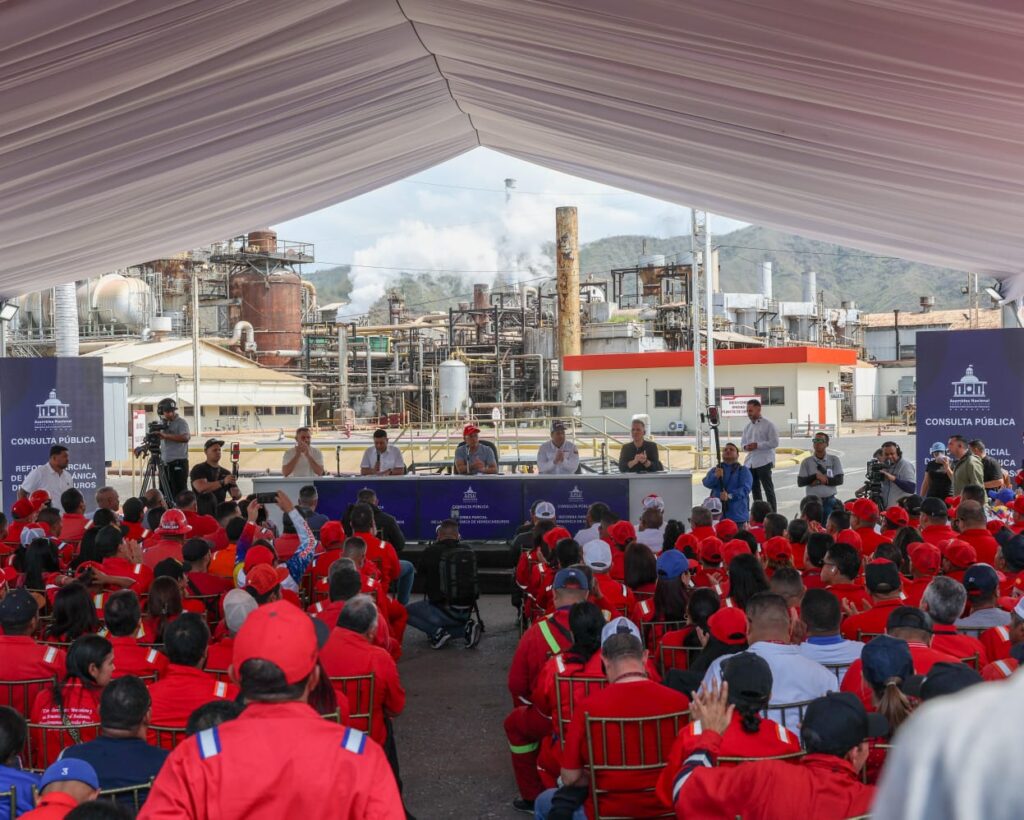 Clase trabajadora protagoniza en Anzoátegui debate para la Reforma de la Ley Orgánica de Hidrocarburos
