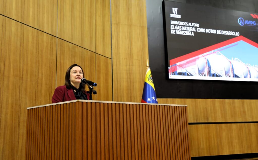 Formación del relevo generacional es el pilar para consolidar a Venezuela como potencia gasífera