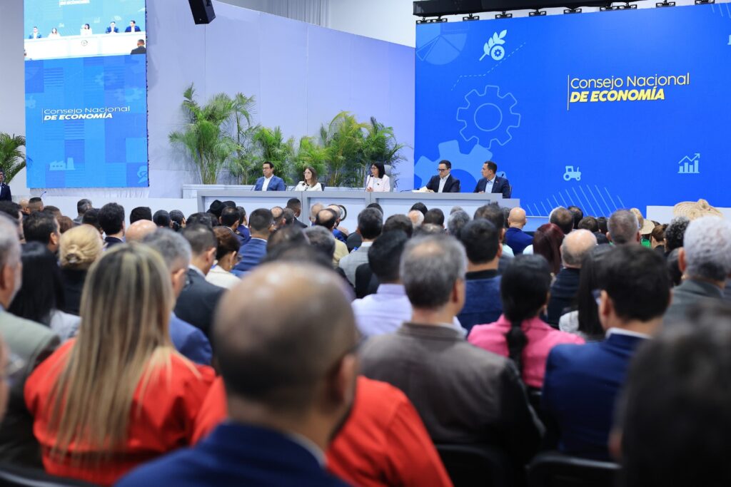 Producción petrolera venezolana alcanza 1 millón 203 mil barriles por día