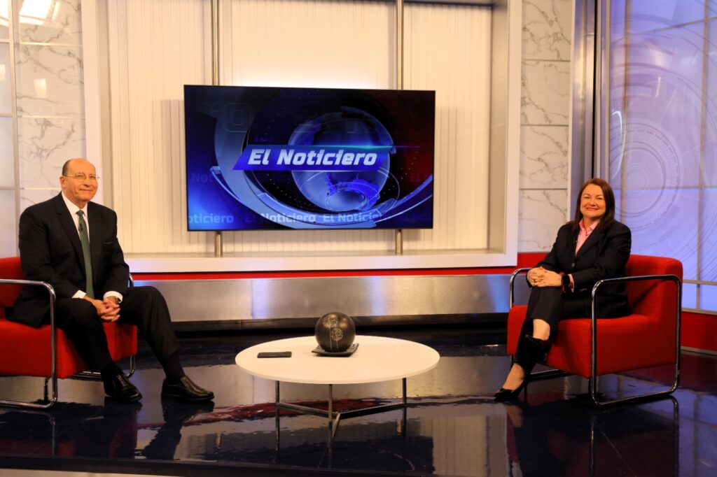 Ministra Paula Henao: Reforma de la Ley de Hidrocarburos garantiza plena seguridad jurídica a la inversión internacional